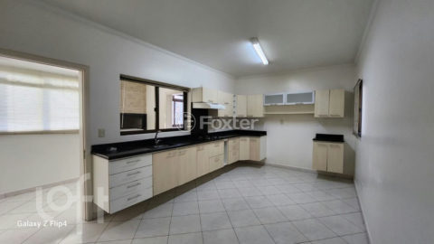 Image 35 - 1020857