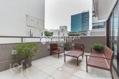 Image 21 - 1020893
