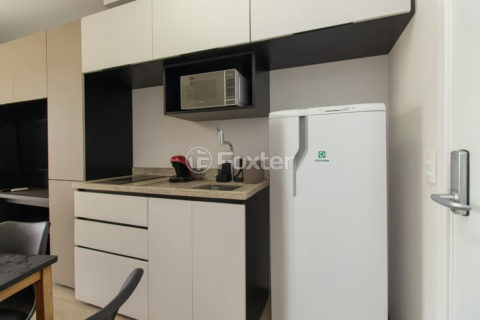 Image 3 - 1020903