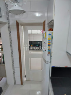 Image 3 - 1020937