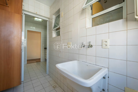 Image 32 - 1021043