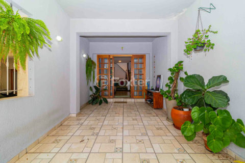Image 30 - 1021044