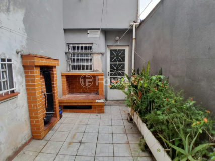 Image 33 - 1021049