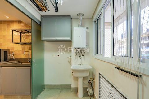 Image 32 - 1021177