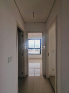 Image 6 - 1021210