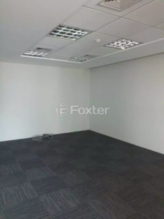 Image 55 - 1021212