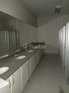Image 78 - 1021212