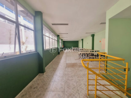 Image 37 - 1021219