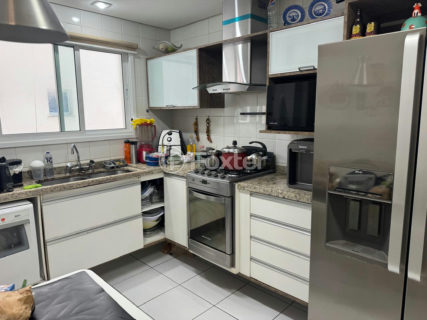 Image 3 - 1021221