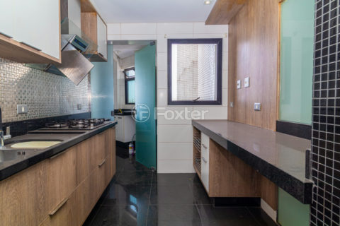 Image 41 - 1021227