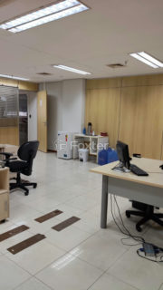 Image 6 - 1021238