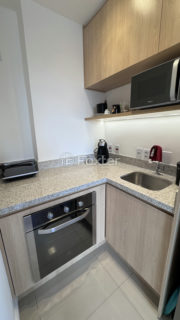 Image 10 - 1021267