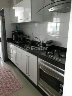 Image 9 - 1021271