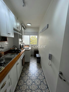 Image 22 - 1021309