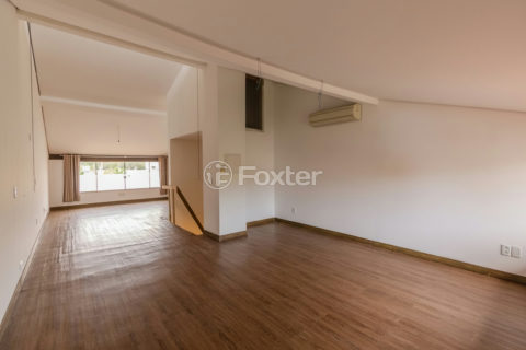 Image 38 - 1021319