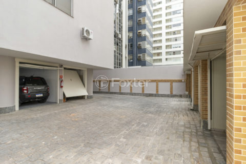 Image 58 - 1021330