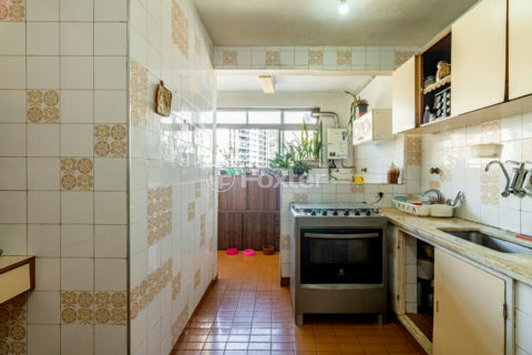 Image 23 - 1021376