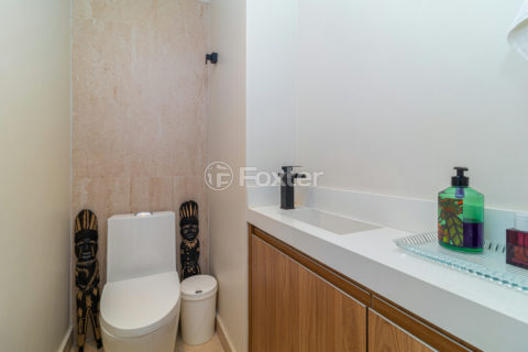 Image 35 - 1021428