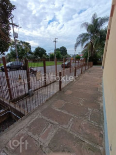 Image 7 - 1021439