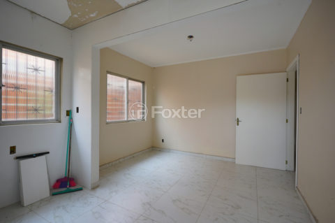 Image 34 - 1021484