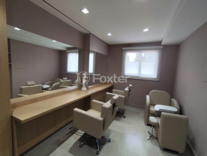 Image 32 - 1021523