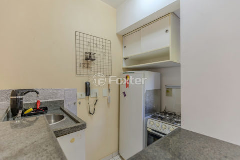 Image 8 - 1021535