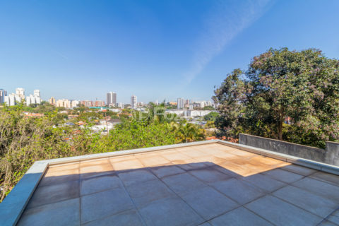 Image 32 - 1021585