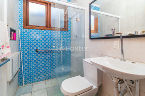 Image 35 - 1021585
