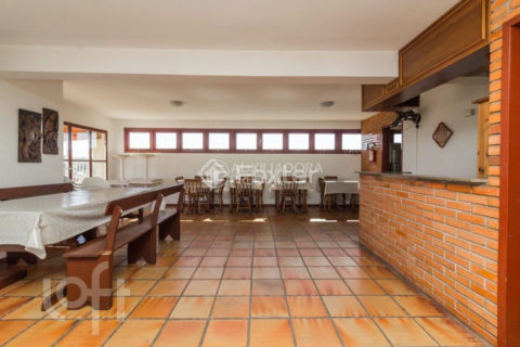 Image 24 - 1021623