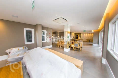 Image 33 - 1021644