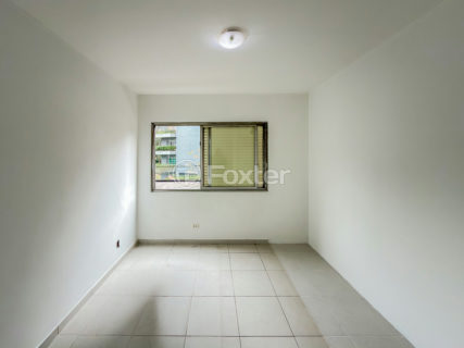 Image 7 - 1021671