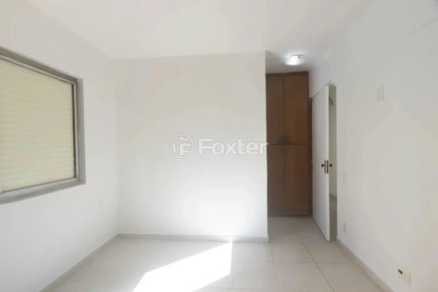 Image 11 - 1021671
