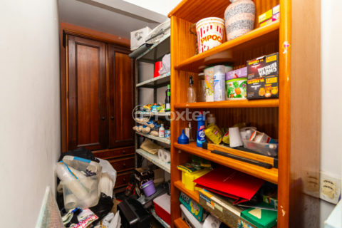 Image 31 - 1021688