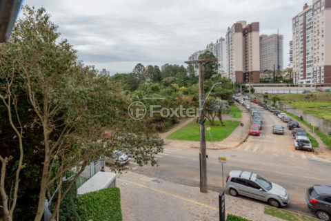 Image 11 - 1021689