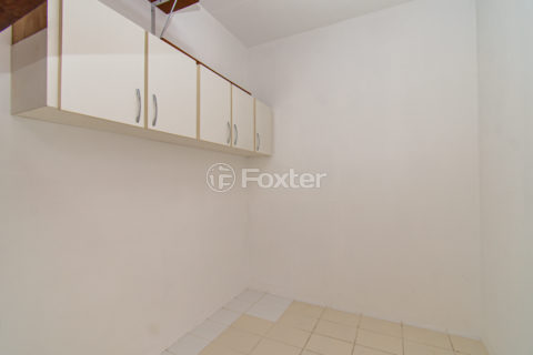 Image 22 - 1021693