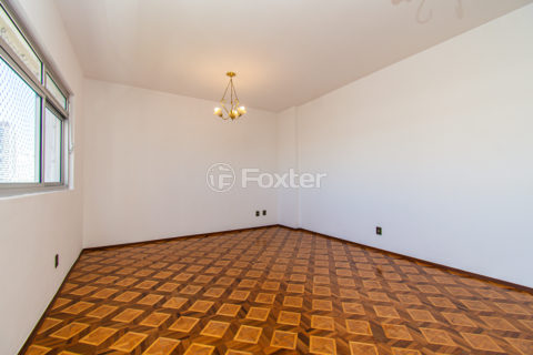 Image 3 - 1021693