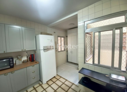 Image 7 - 1021716