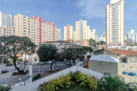 Image 28 - 1021717