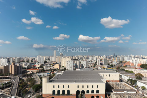 Image 8 - 1021756