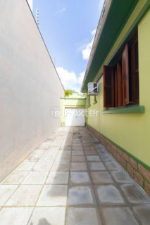 Image 43 - 1021784