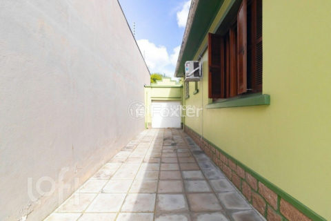 Image 35 - 1021784