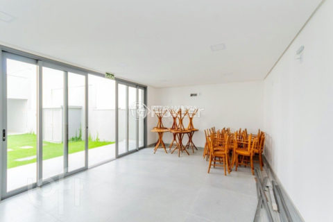 Image 22 - 1021785