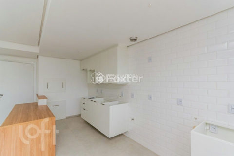 Image 3 - 1021785