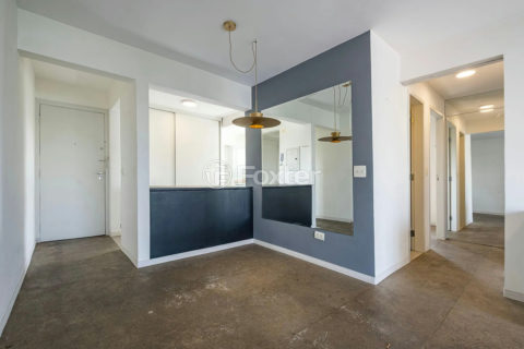 Image 3 - 1021840