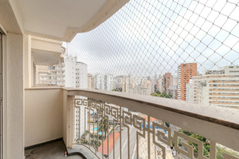 Image 11 - 1021843