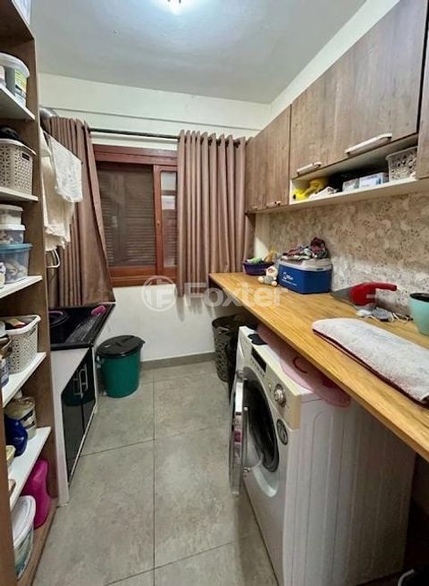 Image 9 - 1021850