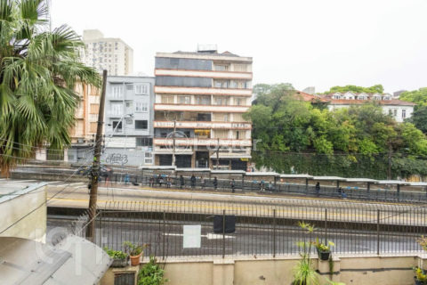 Image 17 - 1021871