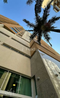 Image 42 - 1021898