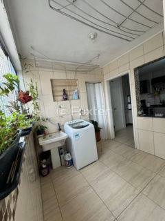 Image 32 - 1021937