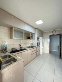 Image 22 - 1022090